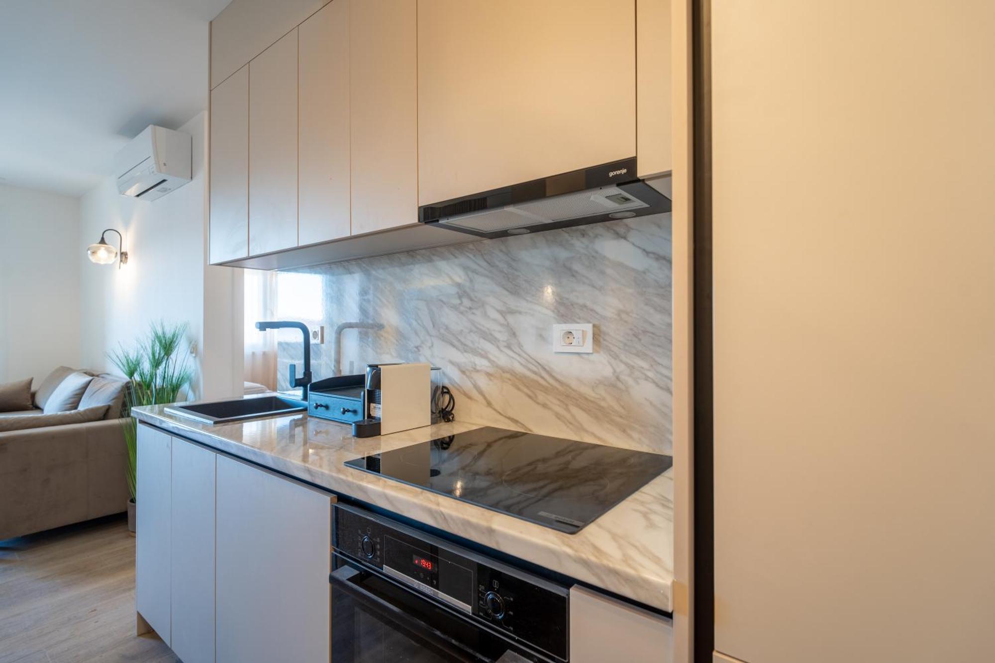 Penthouse With Roof Terrace And Hot Tub Apartment Zadar