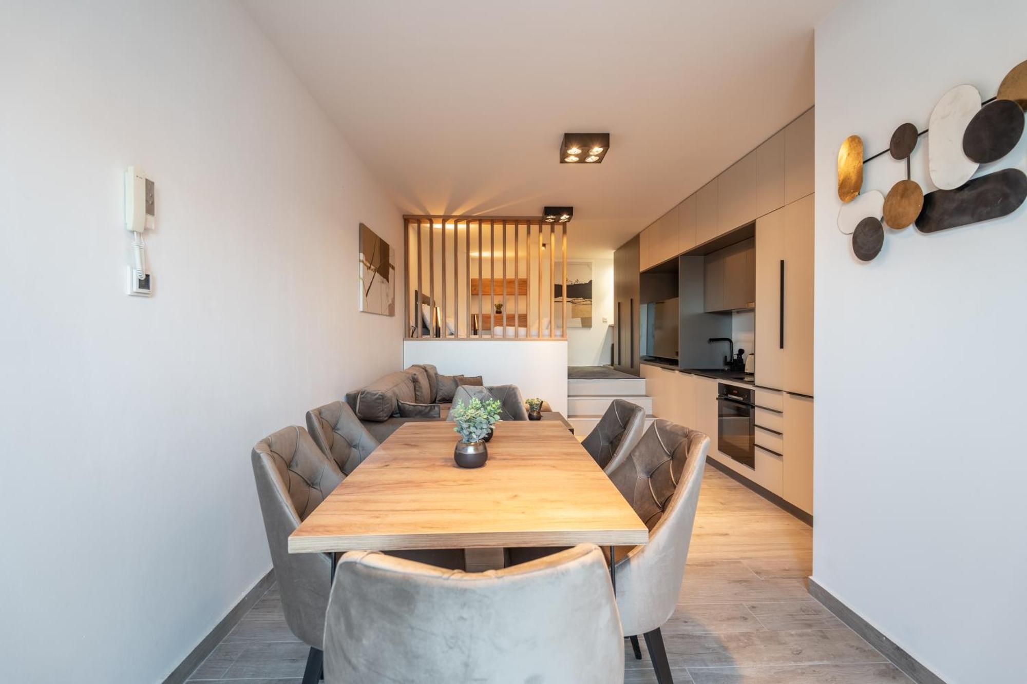 Apartment Penthouse With Roof Terrace And Hot Tub *