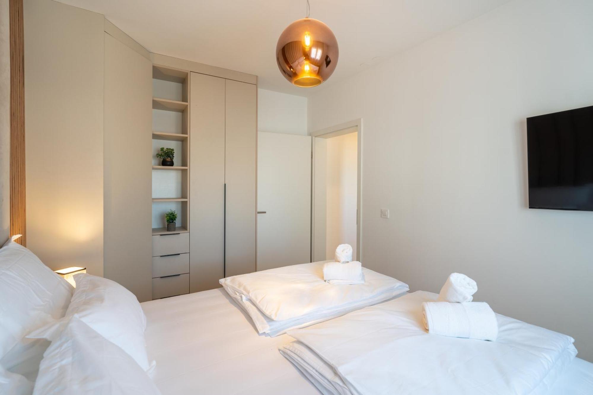Apartment Penthouse With Roof Terrace And Hot Tub Zadar